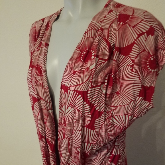 Bebe Dress - Picture 3 of 7